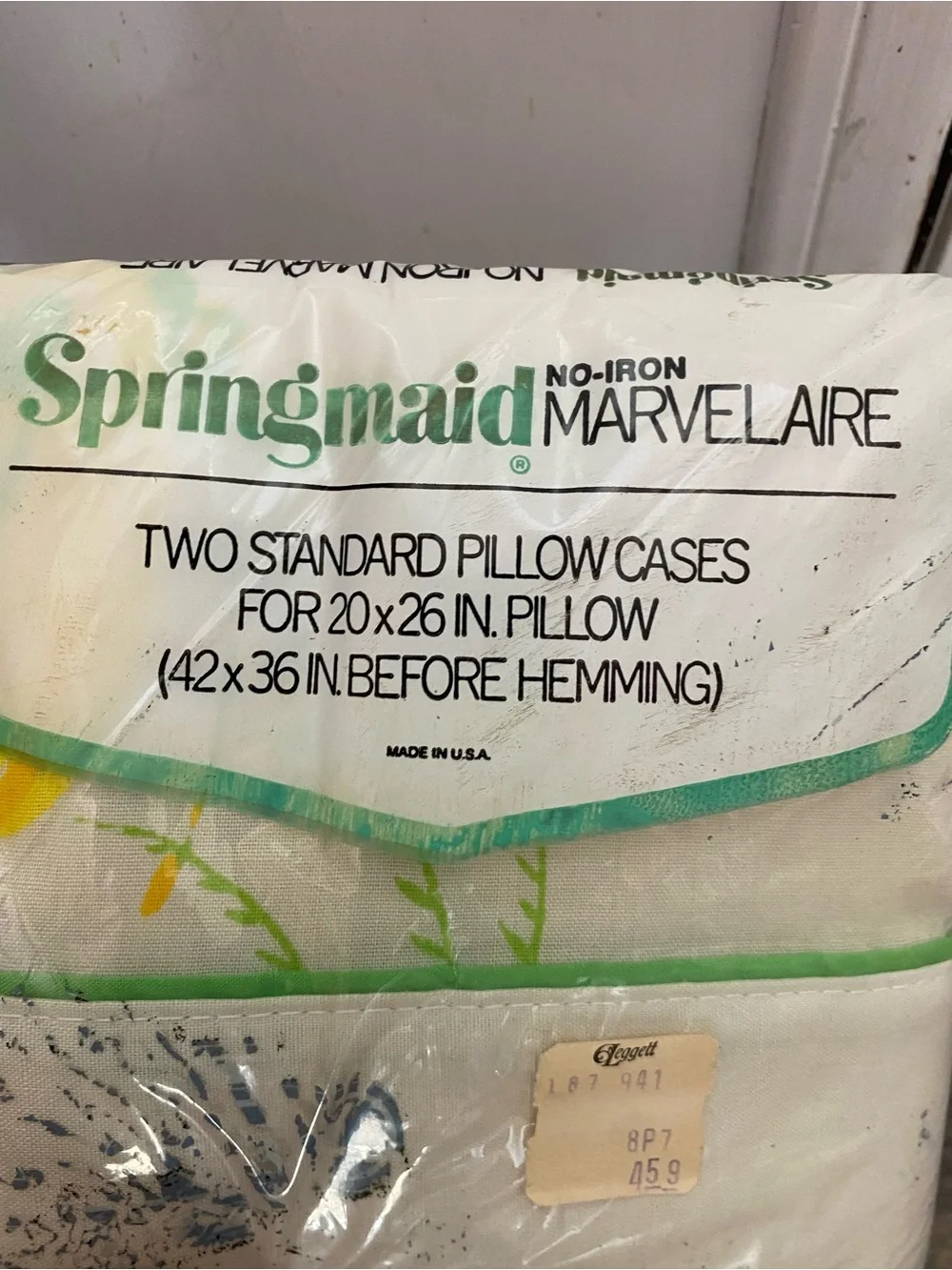 Springmaid Non-Iron Marvelaire Vintage Double Flat Sheet, 2 Standard Pillowcases